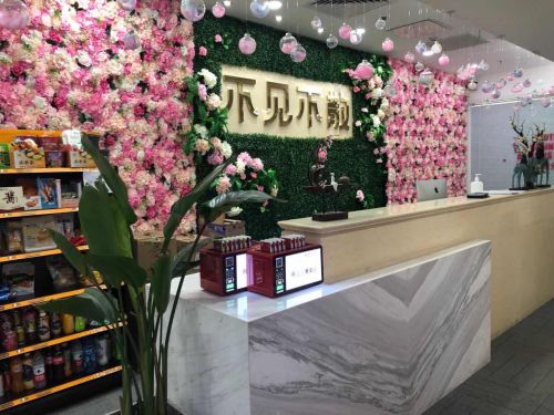 相亲界的“哈啰单车”与“法拉利” 你能驾驭得了78万的碳纤维自行车吗？